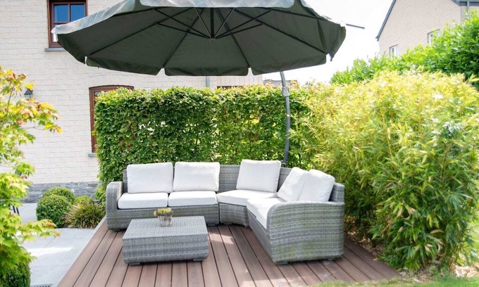Habay-la-Neuve Villa | Garden-View Villa in Habay-la-Neuve with Sauna
