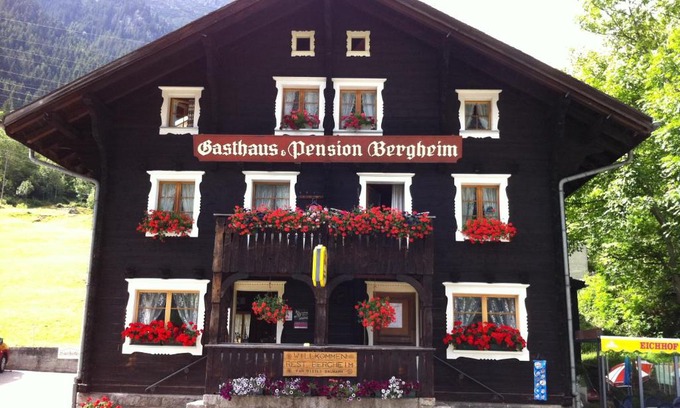 Gurtnellen Hotel | Gasthaus Bergheim