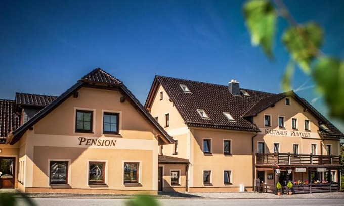 Bannewitz House | Gasthaus Rundteil