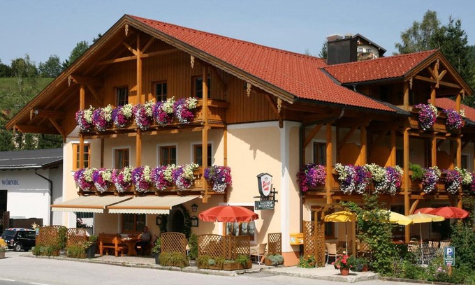 Faistenau House | Gasthof Botenwirt