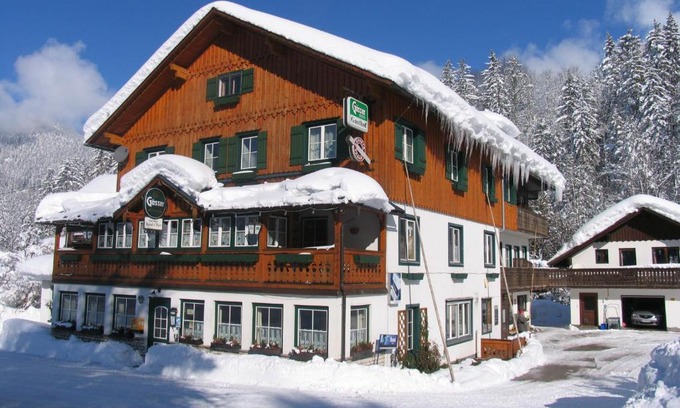 Bad Aussee House | Gasthof Staud'nwirt