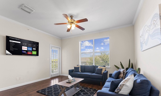 McKinney Apartment | Gated Community W/ Fast Wi-Fi, Free Parking, Gym, Pool, Near Hwy 121/75 Downtown