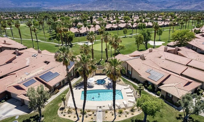 Palm Desert Condo | Gated, Golf and Tennis, 5 min. to restaurants and shopping