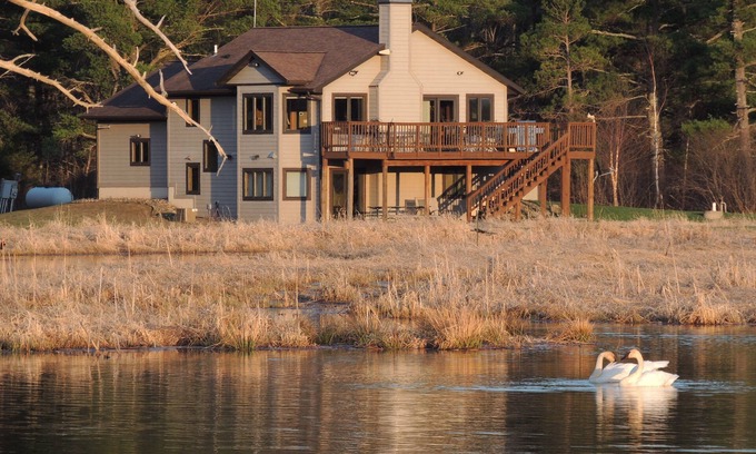 Ashland Cabin | Gateway to Lake Superior-near Ashland, WI . Private Cabin-237 acres & Trails.