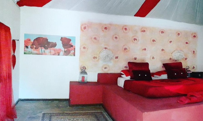 Wete Resort | Gecko Nature Lodge Home of Swahili Divers the BEST dive center and Famous Gecko Restaurant