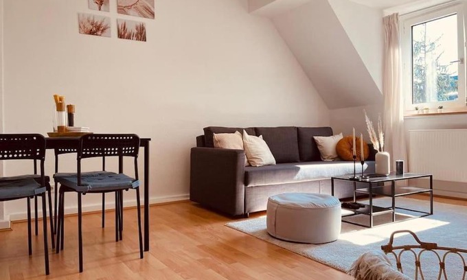Holsterhausen Apartment | Gemütliche & komplett ausgestattete Residenz