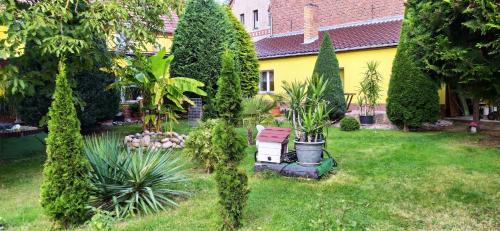 Rietz-Neuendorf Apartment | Gemütliche Wohnung Mit Terrasse