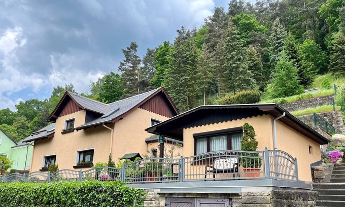Prossen House | Gemütliches Ferienhaus Direkt am Fuße des Lilienstein in Bad Schandau