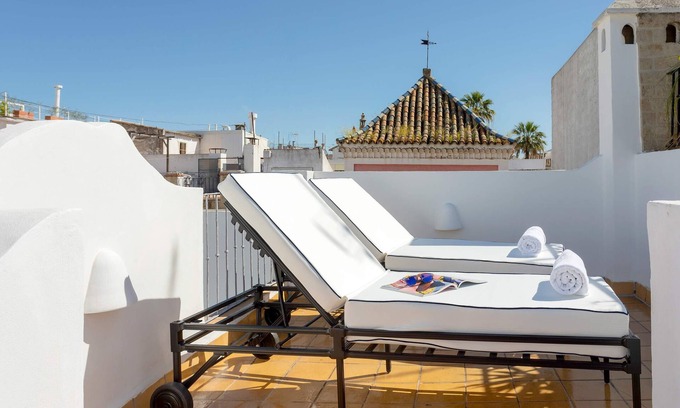 Santa Cruz Apartment | Genteel Home Pimienta