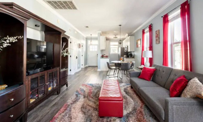 Saint Anthony House | Gentilly Breeze: Cozy Retreat Near French Quarter