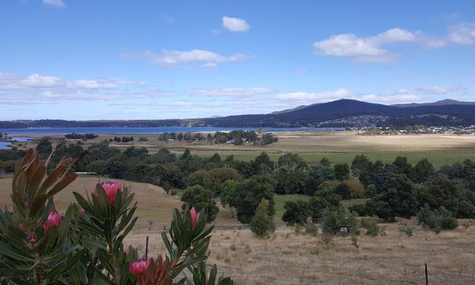 St Helens House | George River Park
