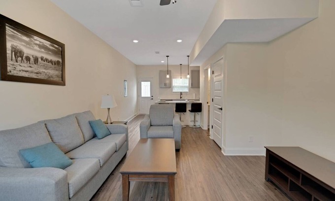 Clarksville Apartment | Get comfortable and enjoy 2 bedroom with 2.5 bathroom at this spacious unit
