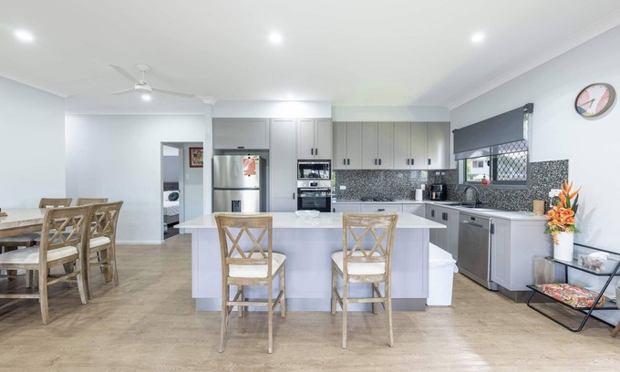 Rosslea House | Getaway on the Green
