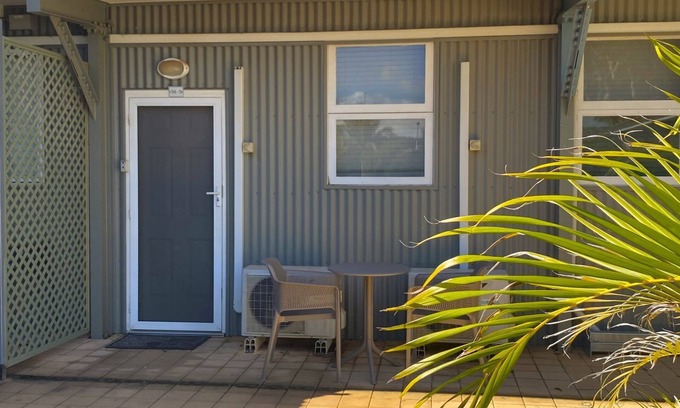 Exmouth Apartment | Getaway Villas Unit 38-5 - comfort on a budget