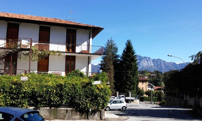 Magreglio Apartment | Ghisallo-Apartment with furnished roof garden