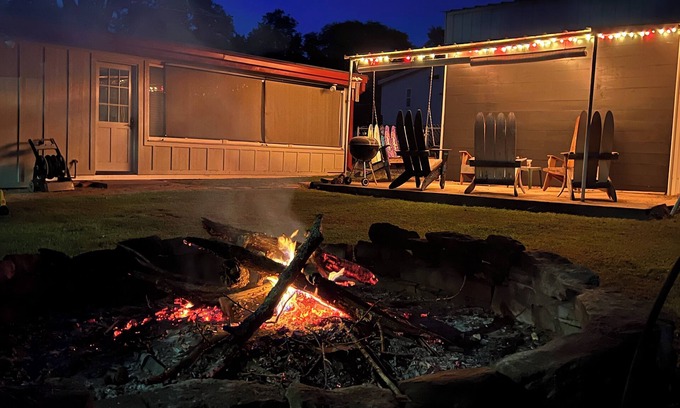 Wagoner House | Gibson Getaway- Relax and Unwind