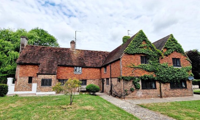 Upper Dicker House | Gildridge