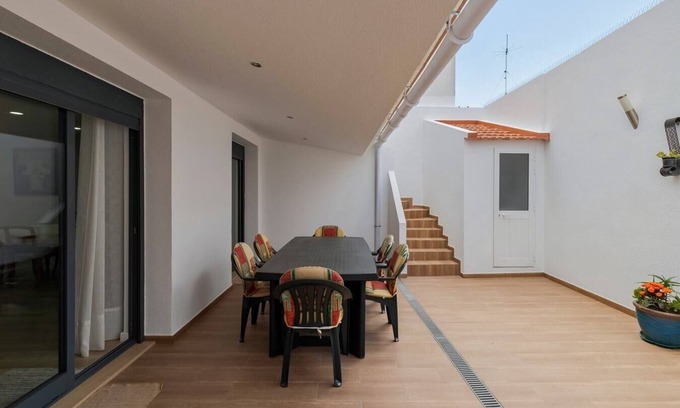 Setubal House | Ginjinha