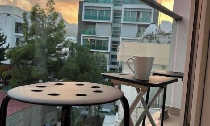 Politiko Apartment | Girne Central 1 bedroom, walk to harbour