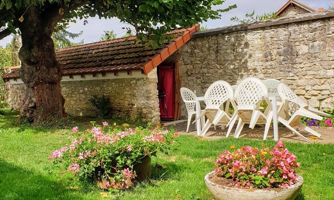 Beynes Cottage | Gite Beynes, 3 bedrooms, 6 persons