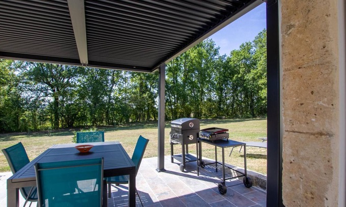 Champagnac-de-Belair Cottage | Gite Champagnac-de-Belair, 2 bedrooms, 5 persons