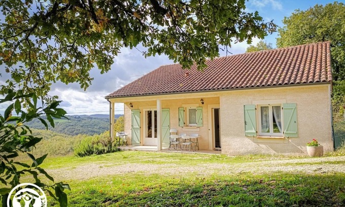 Saint-Cernin House | Gite du Sorbier - Saint-cernin