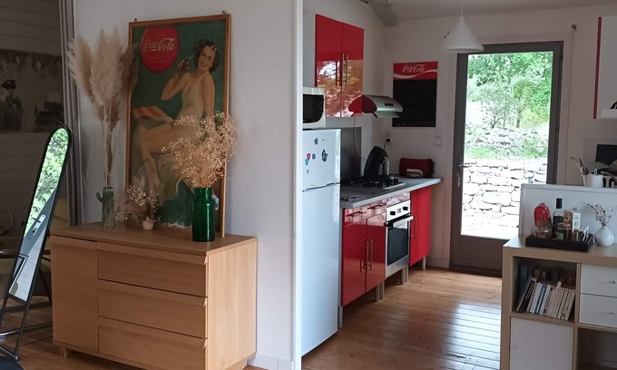 Les Vans Cottage | Gite entre pierre et bois