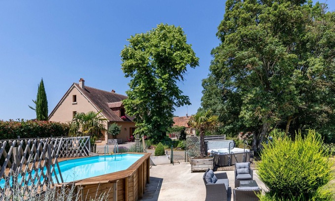 Fougerolles House | Gite Fougerolles, 3 bedrooms, 10 persons
