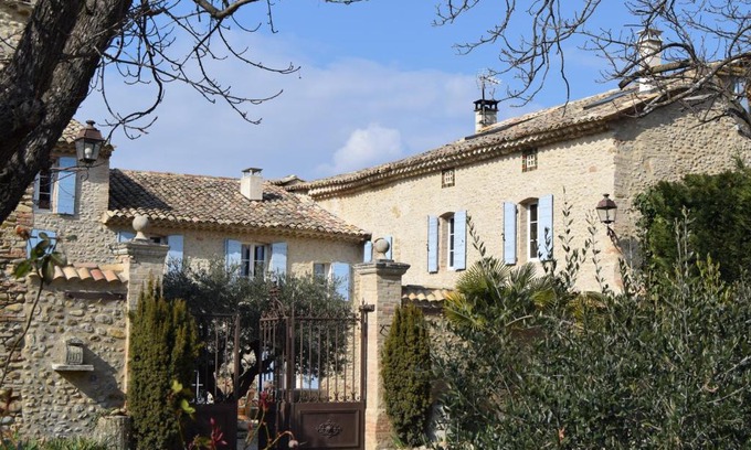 Valensole House | Gite Le Figuier - La Roseraie du Val'ensoleillé