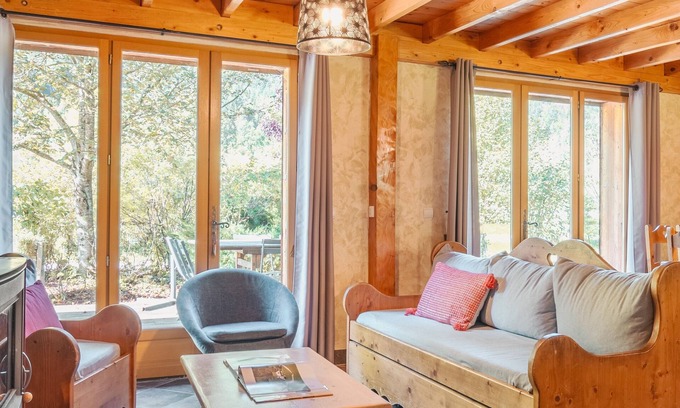 La Compote Ski Chalet | Gite Le Moulin Lanchette 8 persons Massif des Bauges with SPA and Sauna
