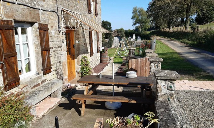 Tinchebray-Bocage Cottage | Gite Tinchebray-Bocage-Frênes, 3 bedrooms, 6 persons