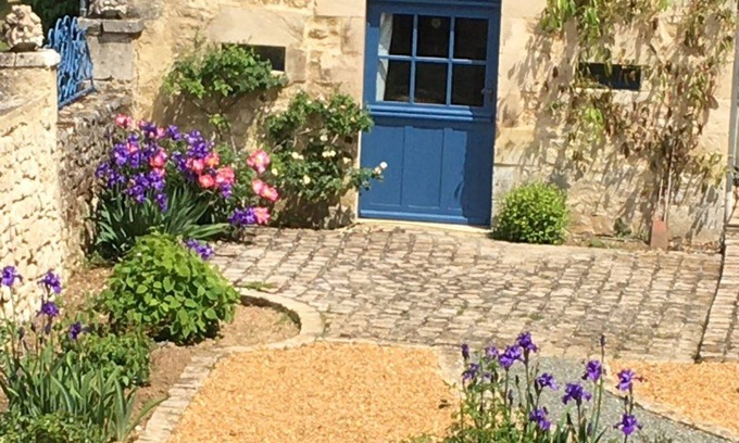 Villaines-la-Carelle Cottage | Gite Villaines-la-Carelle, 1 bedroom, 3 persons