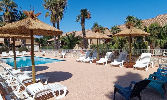 Roquefort-des-Corbieres House | Gitelacapelle with 2 swimming pool bedrooms, 10mm from wild beaches, tropical setting .