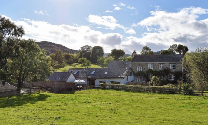 Colyton Cottage | Gittishayne Farm Barn