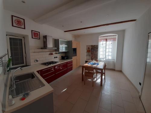 Pre Apartment | GiuggiolHouse