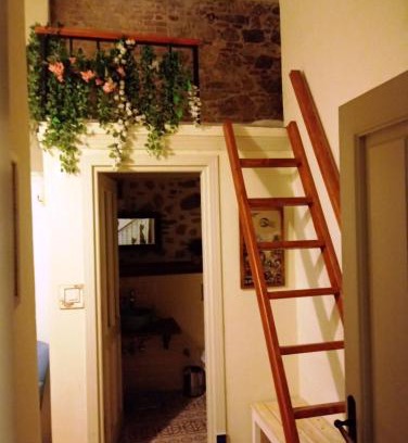 Ayvalik City Center House | Gizemli Konak