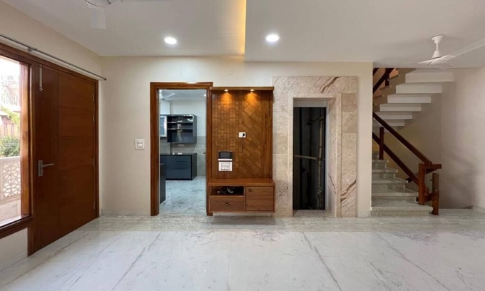 New Delhi Apartment | GK2-2 bedroom apartment