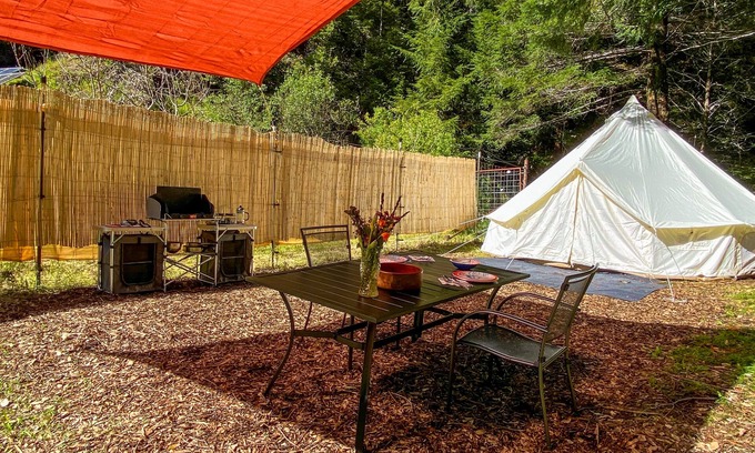 Garberville RV Rental | Glamping in the Redwoods, with a hot tub! The Orchard