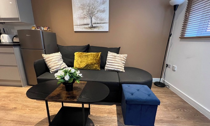 Glastonbury Apartment | Glastonbury Sacred Vault, 1 Bedroom Split-Level Apt, Sleep 3