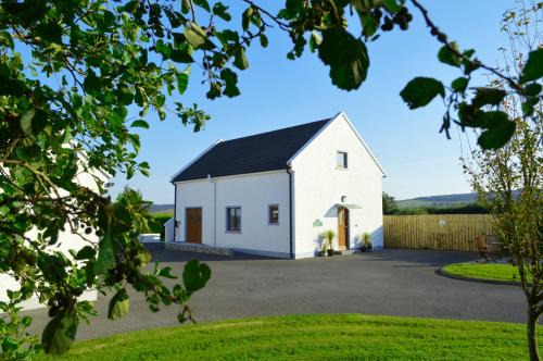 Donegal Apartment | Glenwood guesthouse near Ballybofey