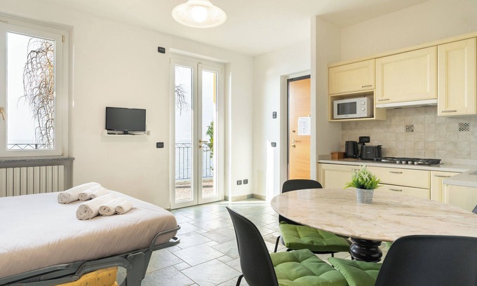 Bellano Apartment | Glicine sul Lago - Tivan