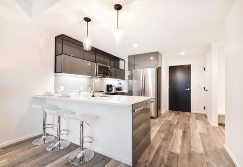 Shawmut Apartment | Global Luxury Suites in South End