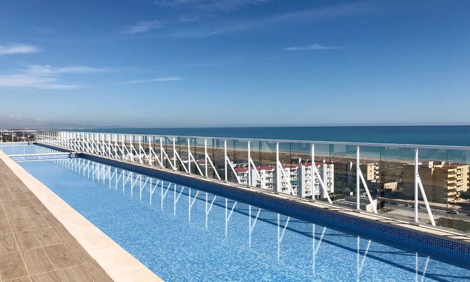 Canet de Berenguer Apartment | Global Properties: Sparkling apartment in Canet