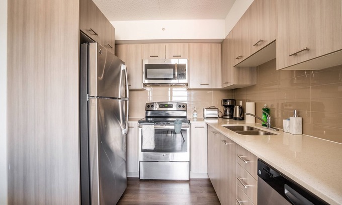 Beasley Apartment | GLOBALSTAY. Downtown Hamilton Apartments