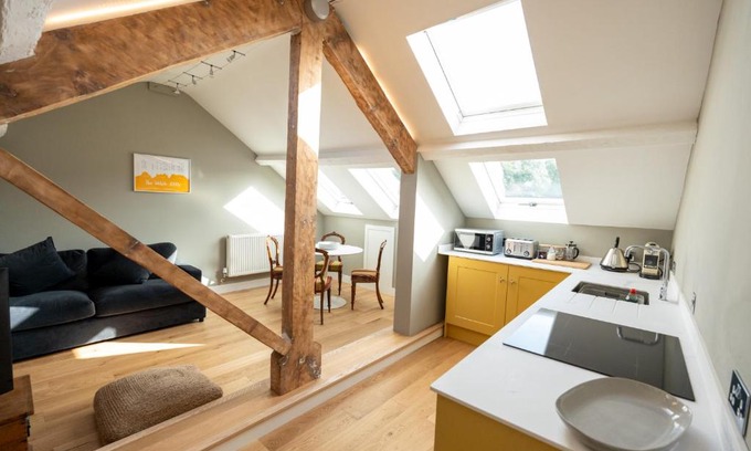 Bangor Apartment | Glyder - Snowdonia, North Wales