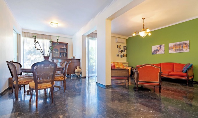 Glyfada Apartment | Glyfada 3 bedrooms 6 persons apartment by MPS