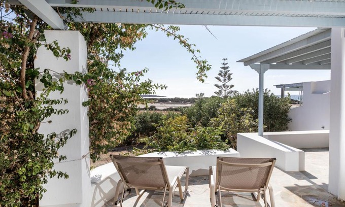 Naxos Apartment | Glyfada apartment sea view