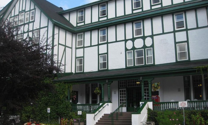 Corner Brook Hotel | Glynmill Inn