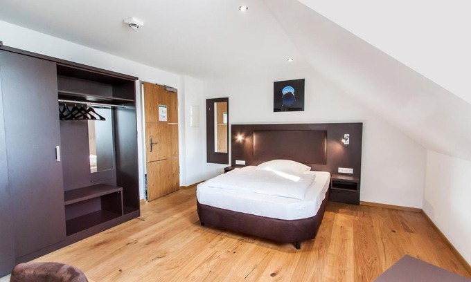 Munchen District Apartment | GnadlerHof Apartmenthotel