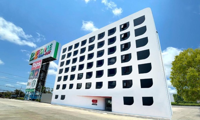 Ban Chang Hotel | GO Hotel Ban Chang at Robinson Lifestyle Ban Chang